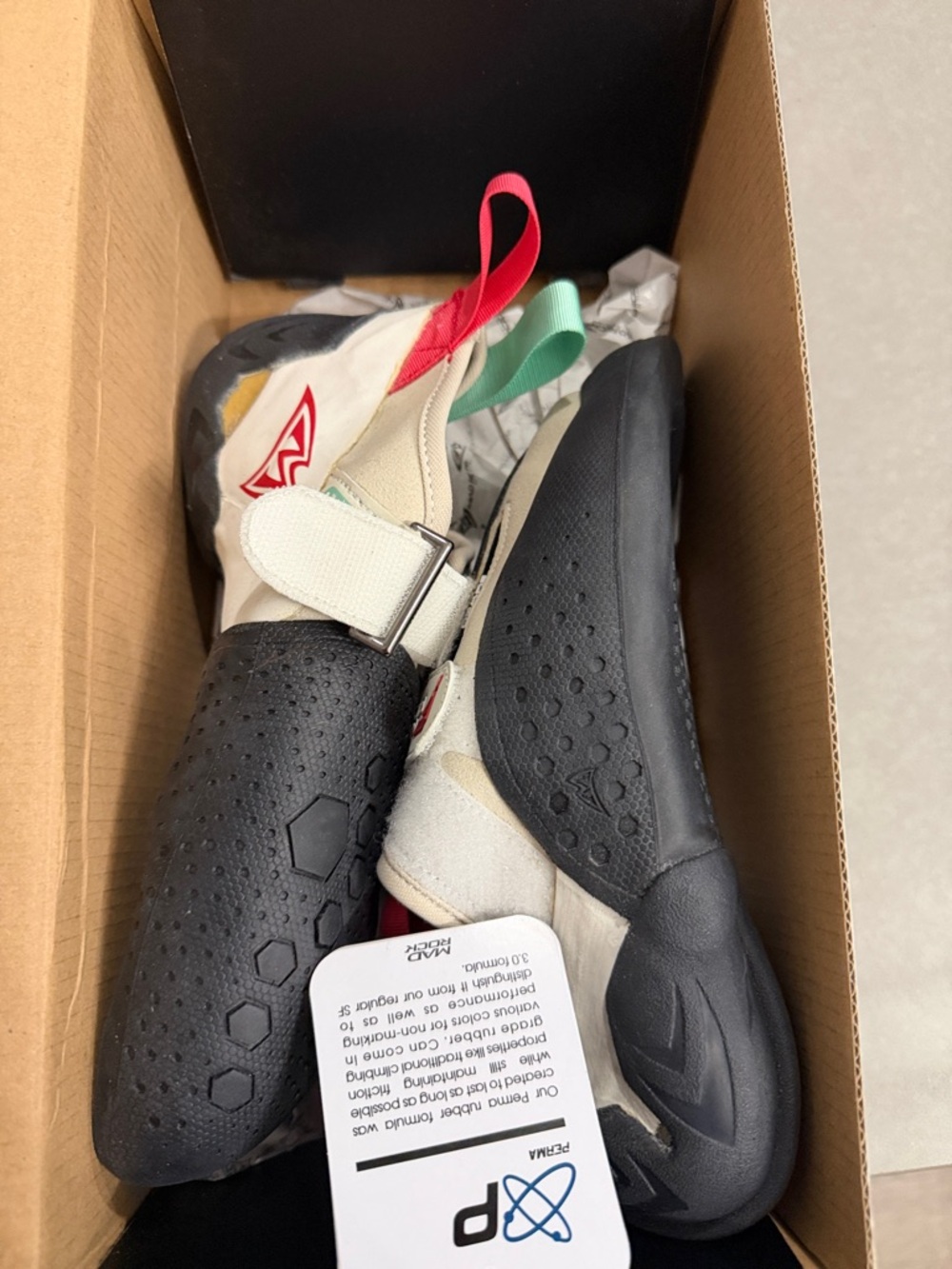 Madrock Drone CS LV 9(M) 42 EU brand new with tags.